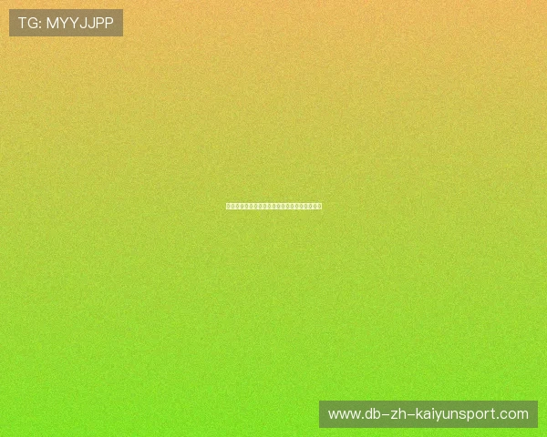 鹤岗拳击俱乐部夜间爆满，上班族解压新选择。